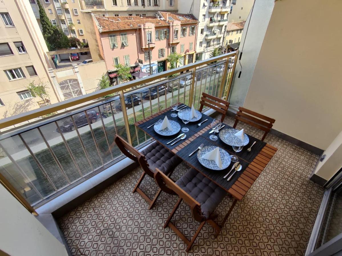 Legion Suite - Your Perfect Vacation ! Nisa Exterior foto